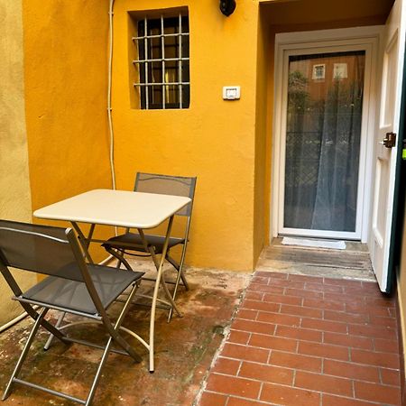 ボローニャLa Casina A Porta Castiglioneアパートメント エクステリア 写真