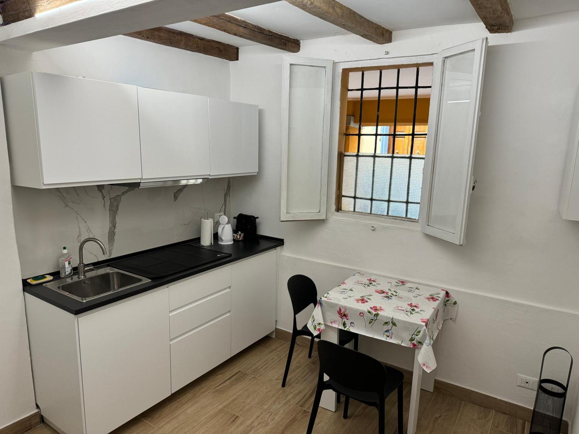 ボローニャLa Casina A Porta Castiglioneアパートメント エクステリア 写真